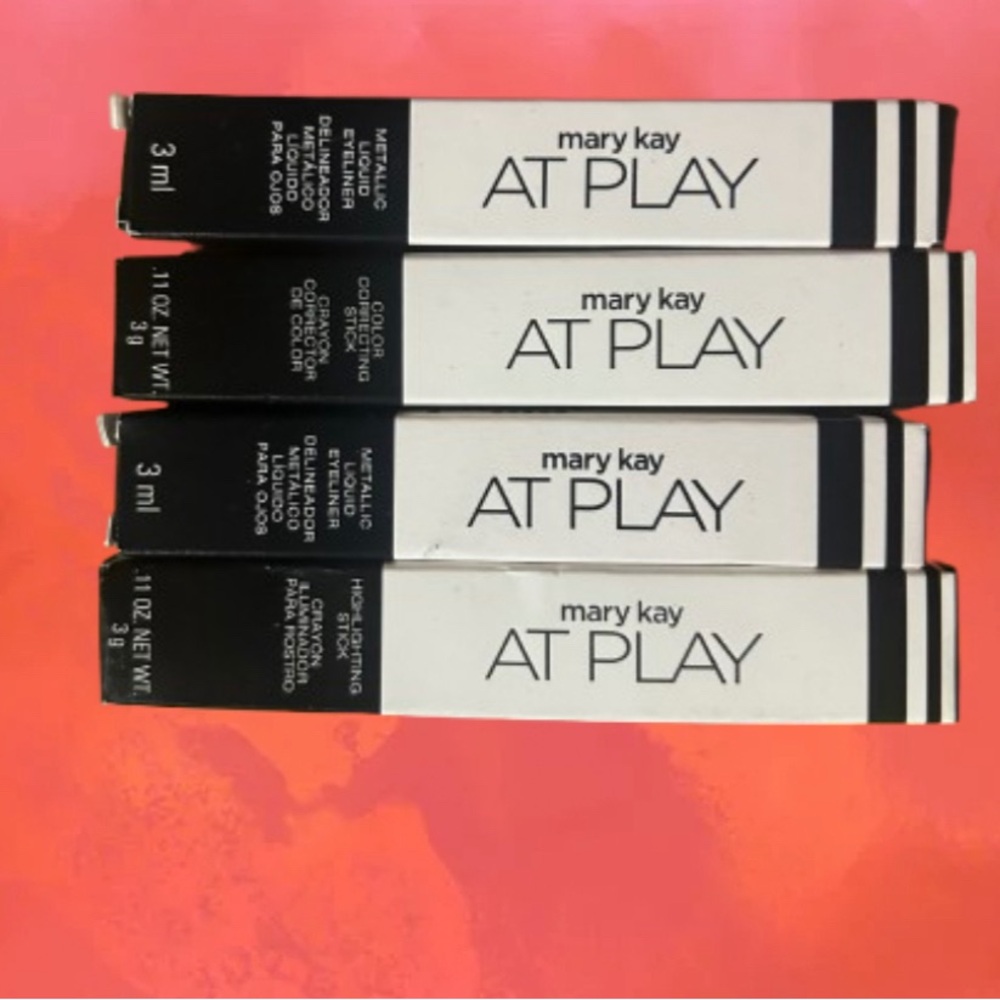 Mary Kay At Play Metallic Eyeliner Set